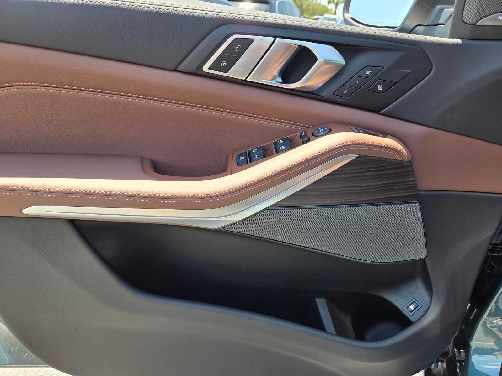 2026 BMW X5 xDrive50e xDrive50e