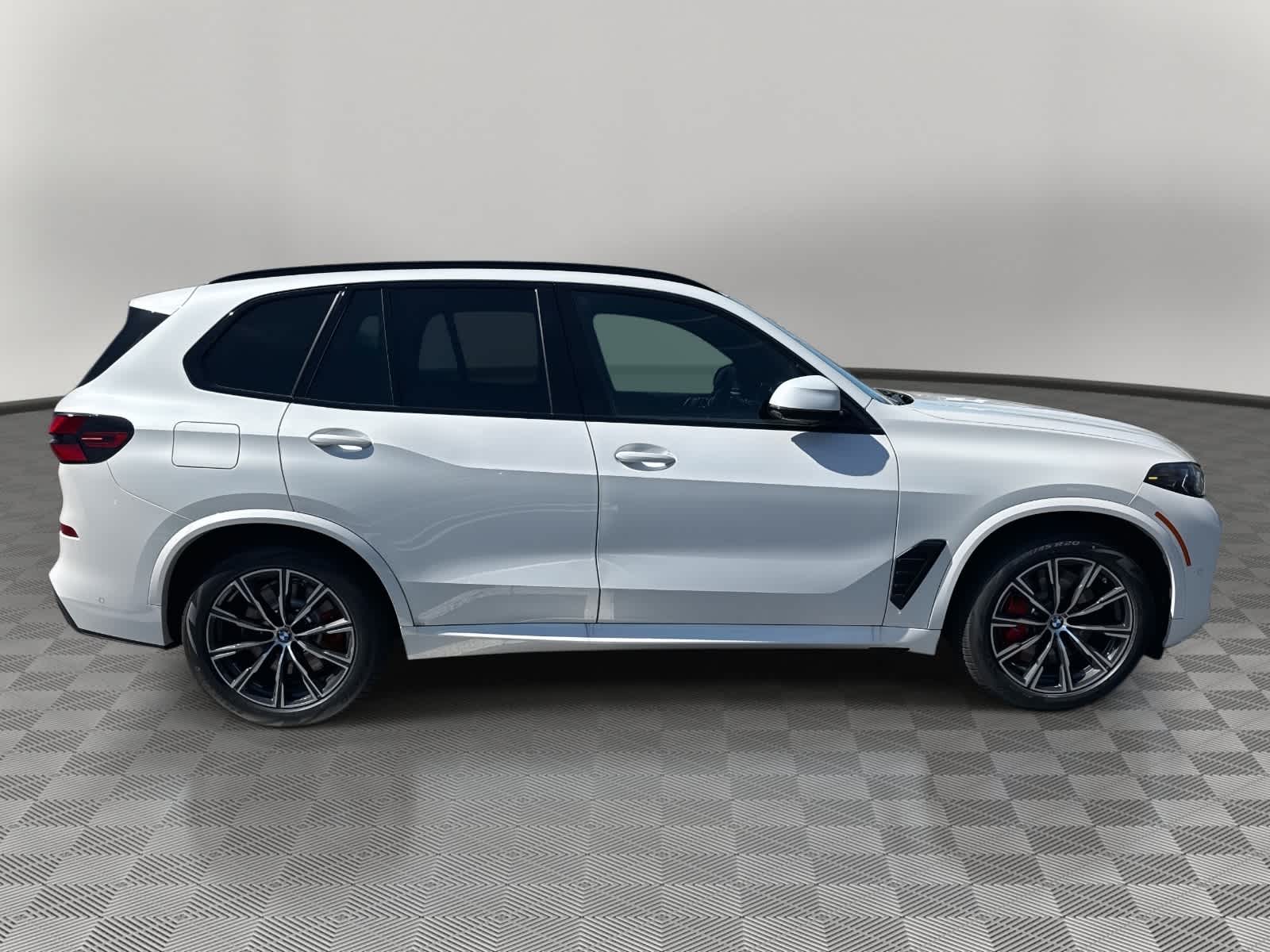 2026 BMW X5 xDrive50e xDrive50e