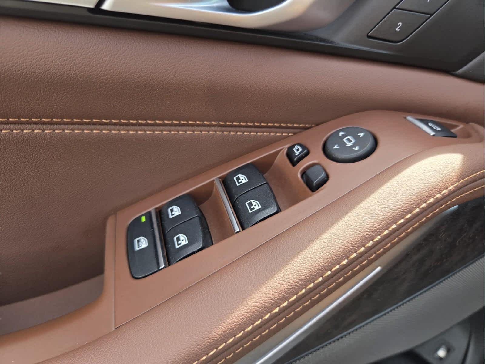 2025 BMW X5 xDrive50e xDrive50e