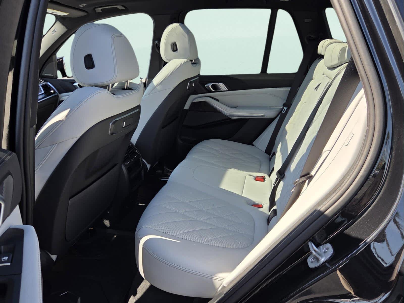 2026 BMW X5 xDrive50e xDrive50e