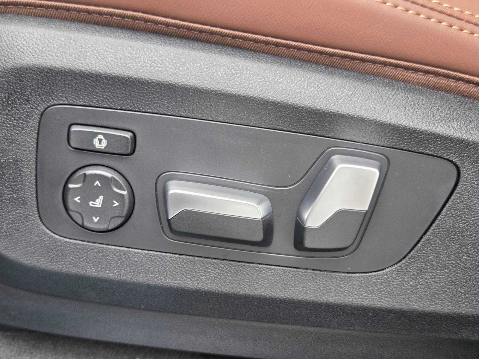 2026 BMW X5 xDrive50e xDrive50e