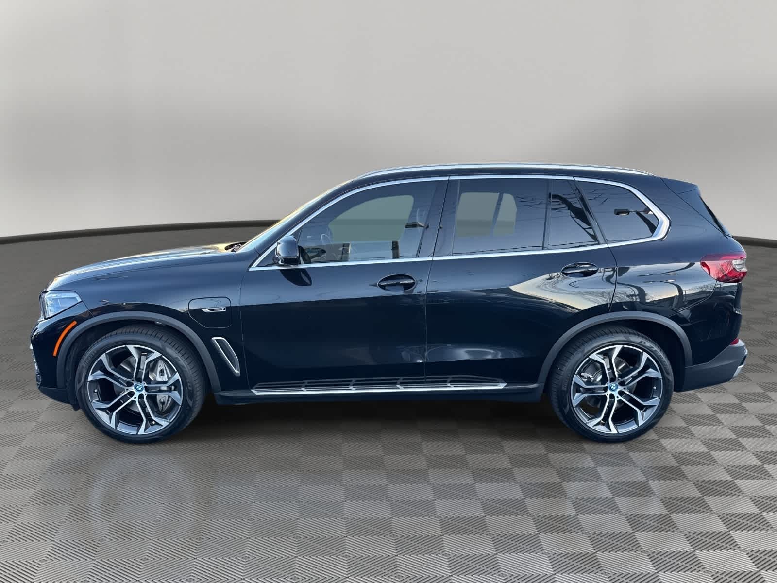 2023 BMW X5 xDrive45e