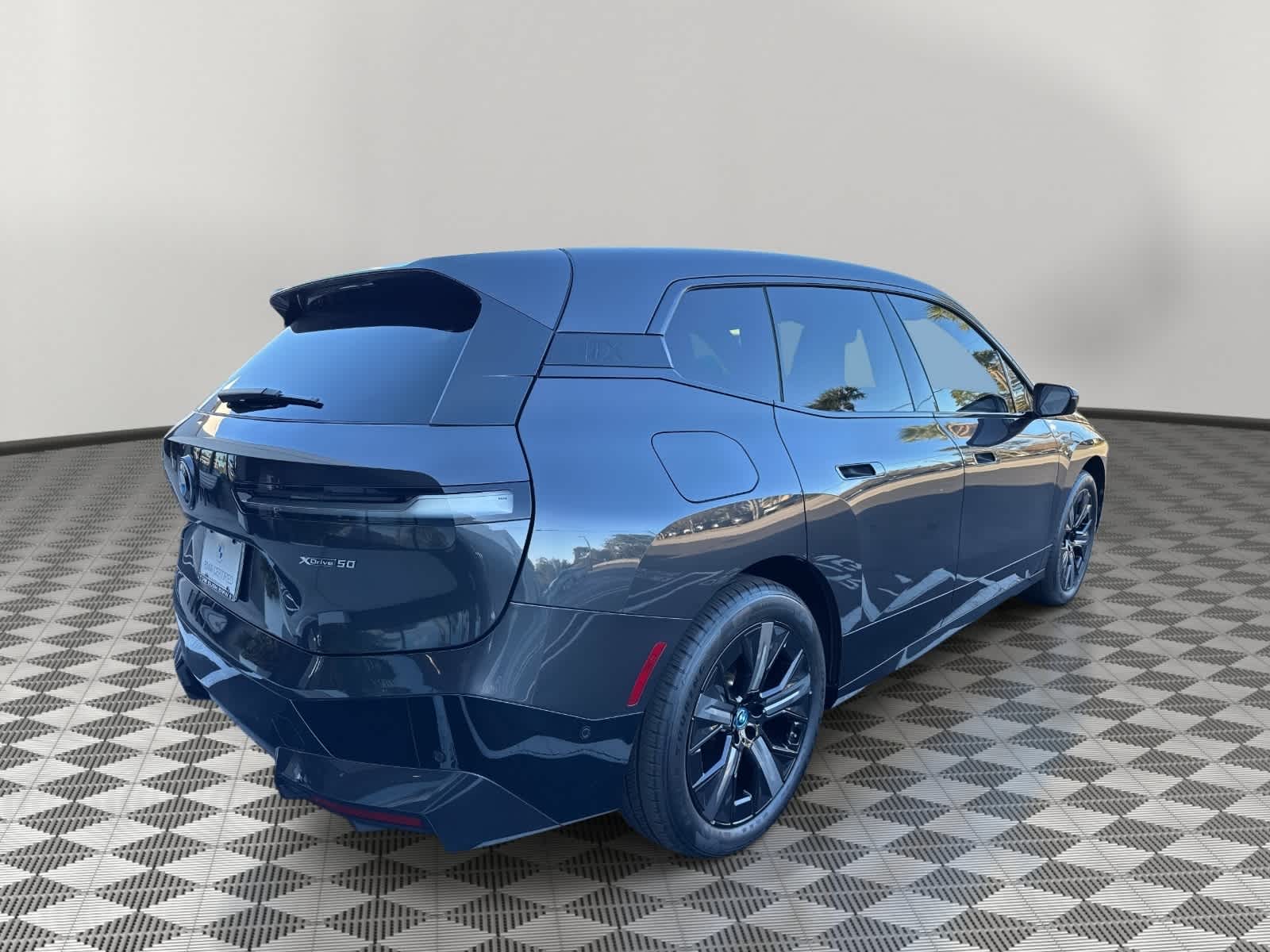 2025 BMW iX xDrive50