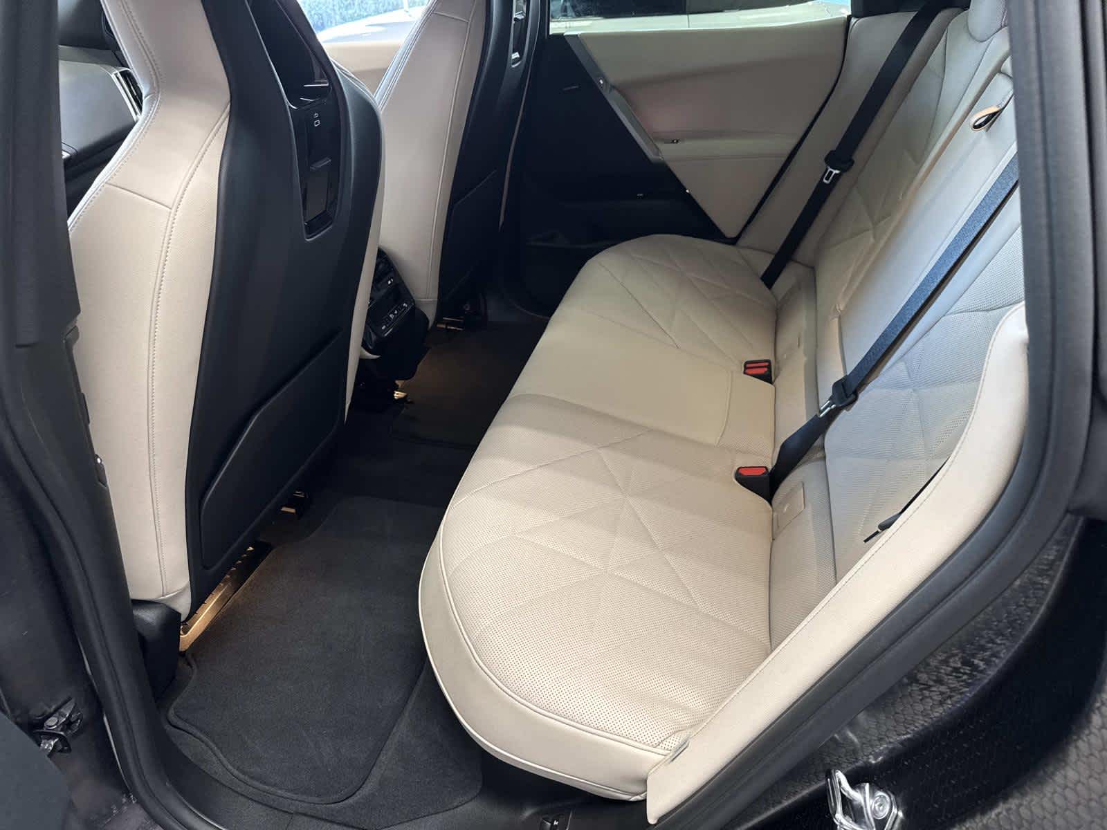 2025 BMW iX xDrive50