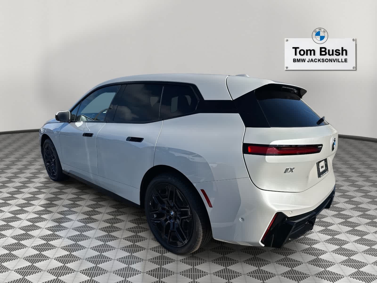 2026 BMW iX xDrive45