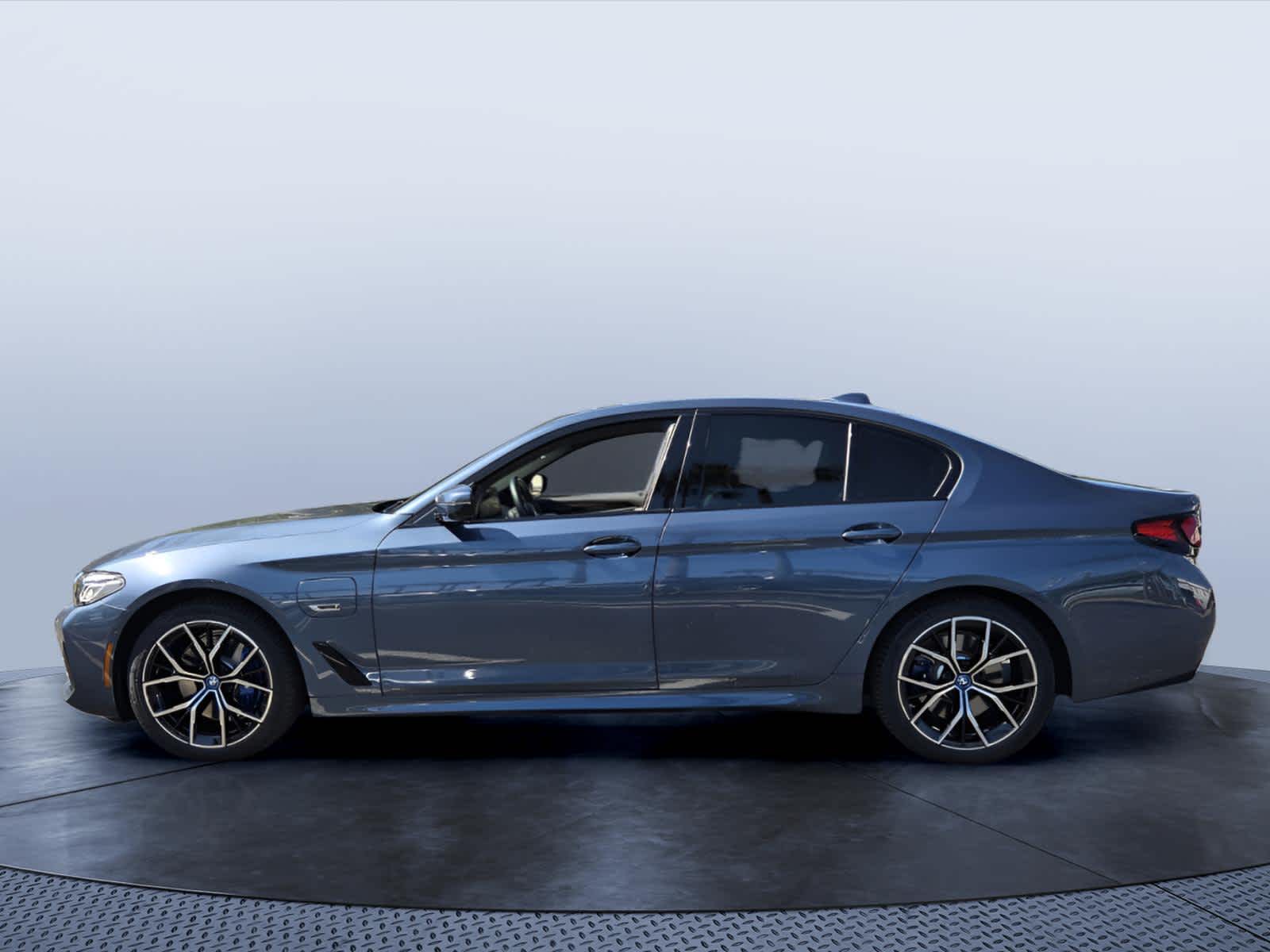 2023 BMW 530e 530e