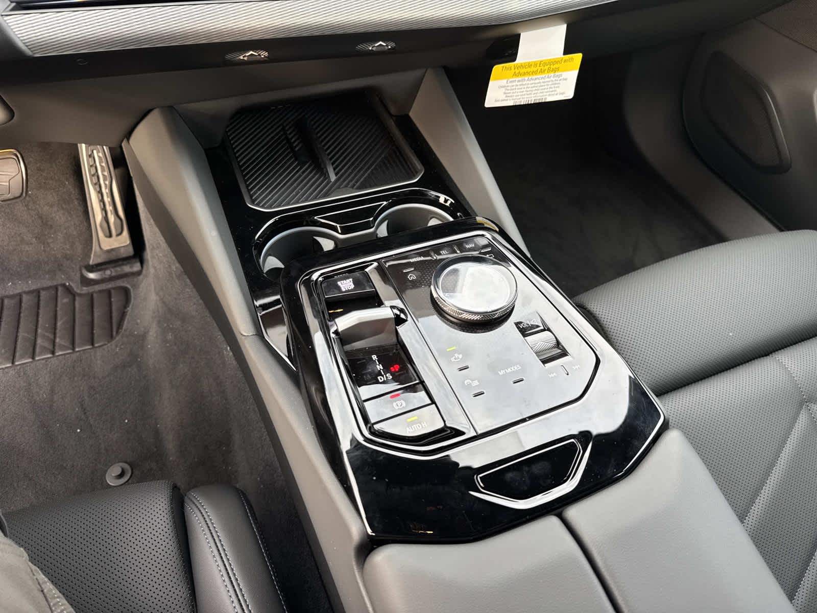 2026 BMW 5 Series 550e xDrive