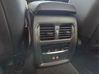 2026 BMW 330i 330i