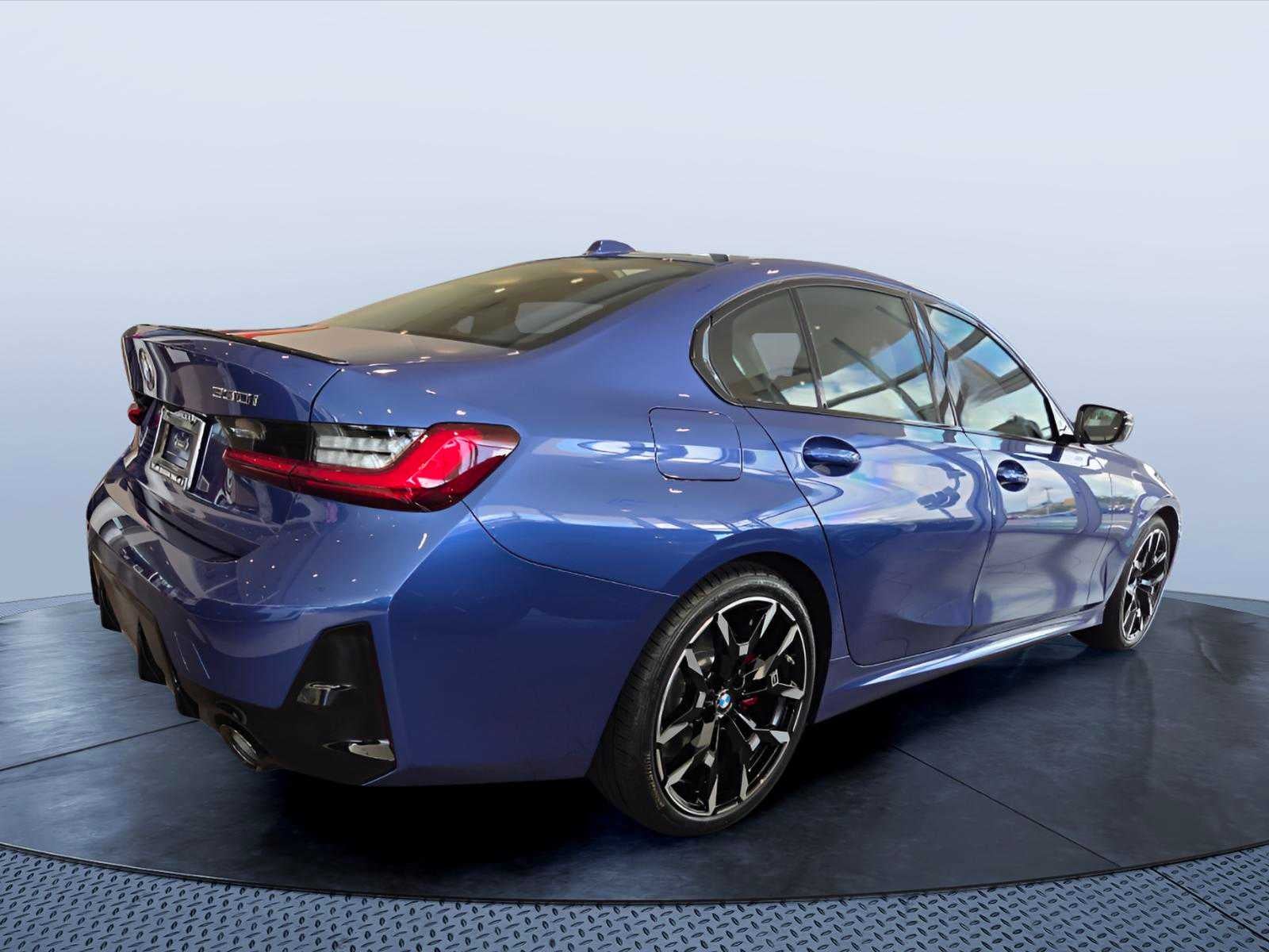 2026 BMW 330i 330i
