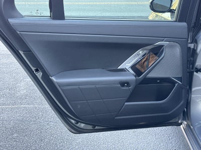 2023 BMW 7 Series 740i