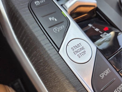 2025 BMW 330i xDrive 330i xDrive