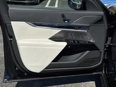 2026 BMW 7 Series 740i xDrive