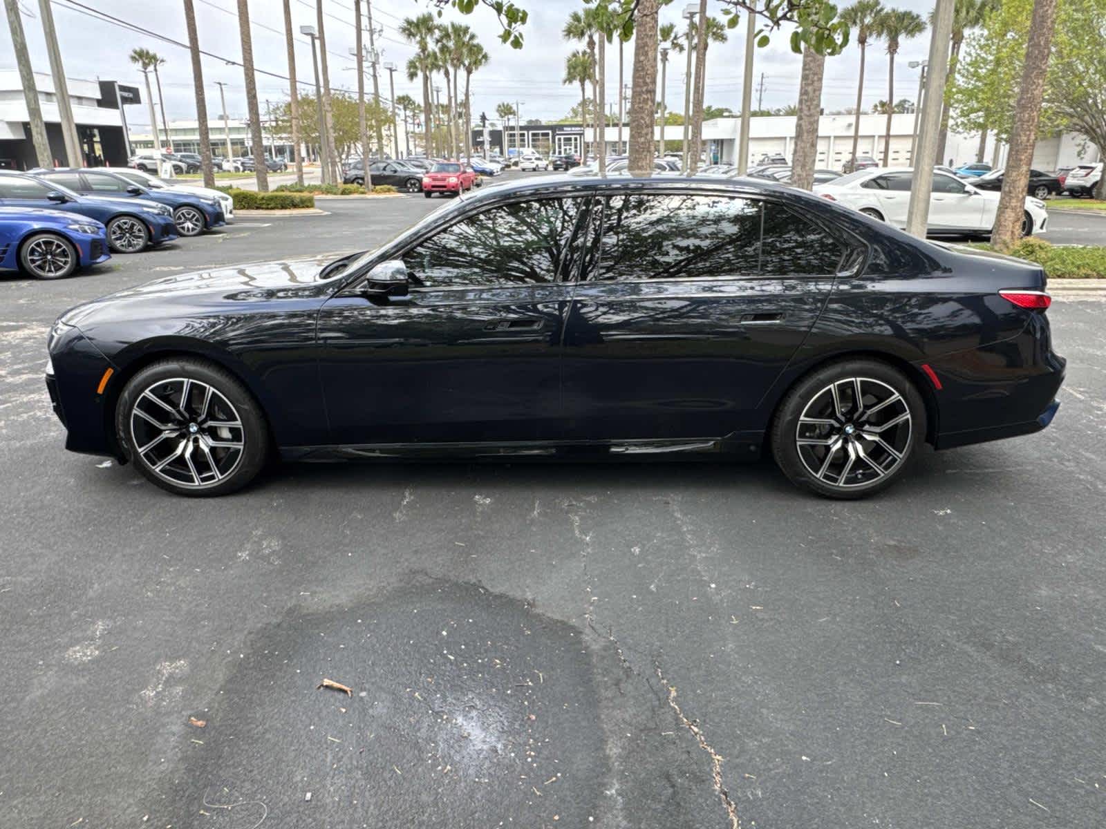 2023 BMW 760i xDrive 760i xDrive