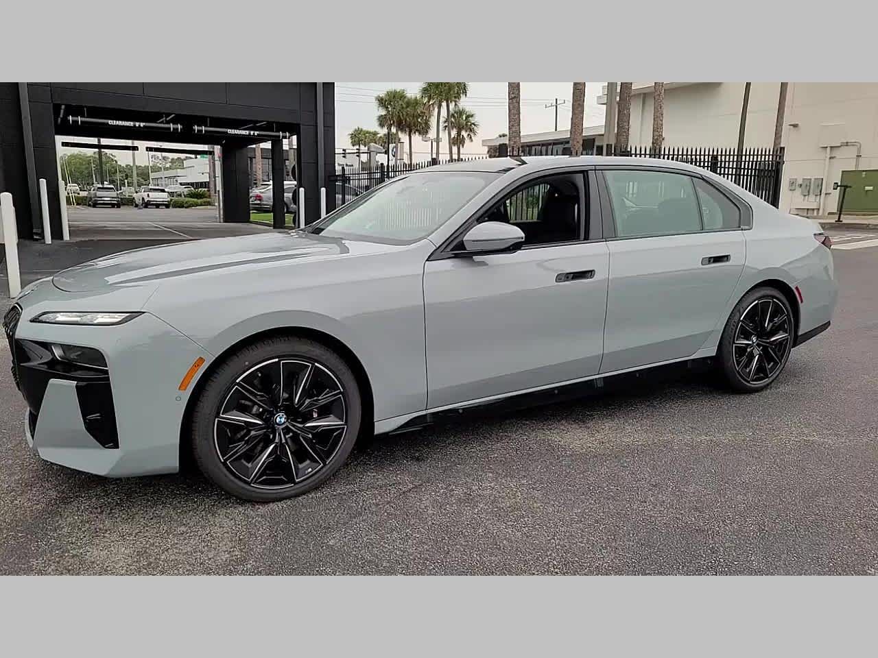 2025 BMW 7 Series 760i xDrive