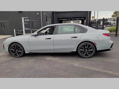 2025 BMW 7 Series 760i xDrive