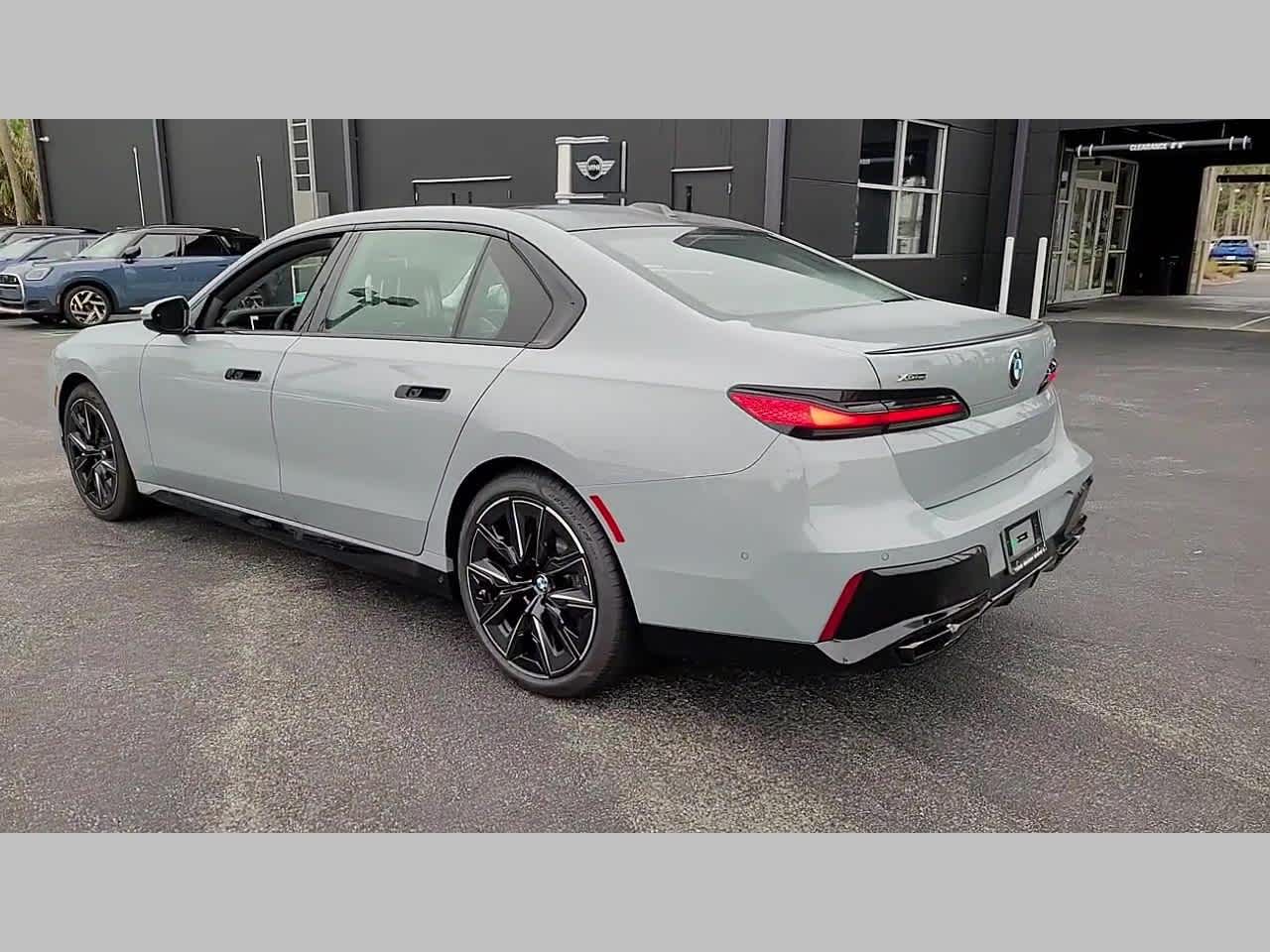 2025 BMW 7 Series 760i xDrive