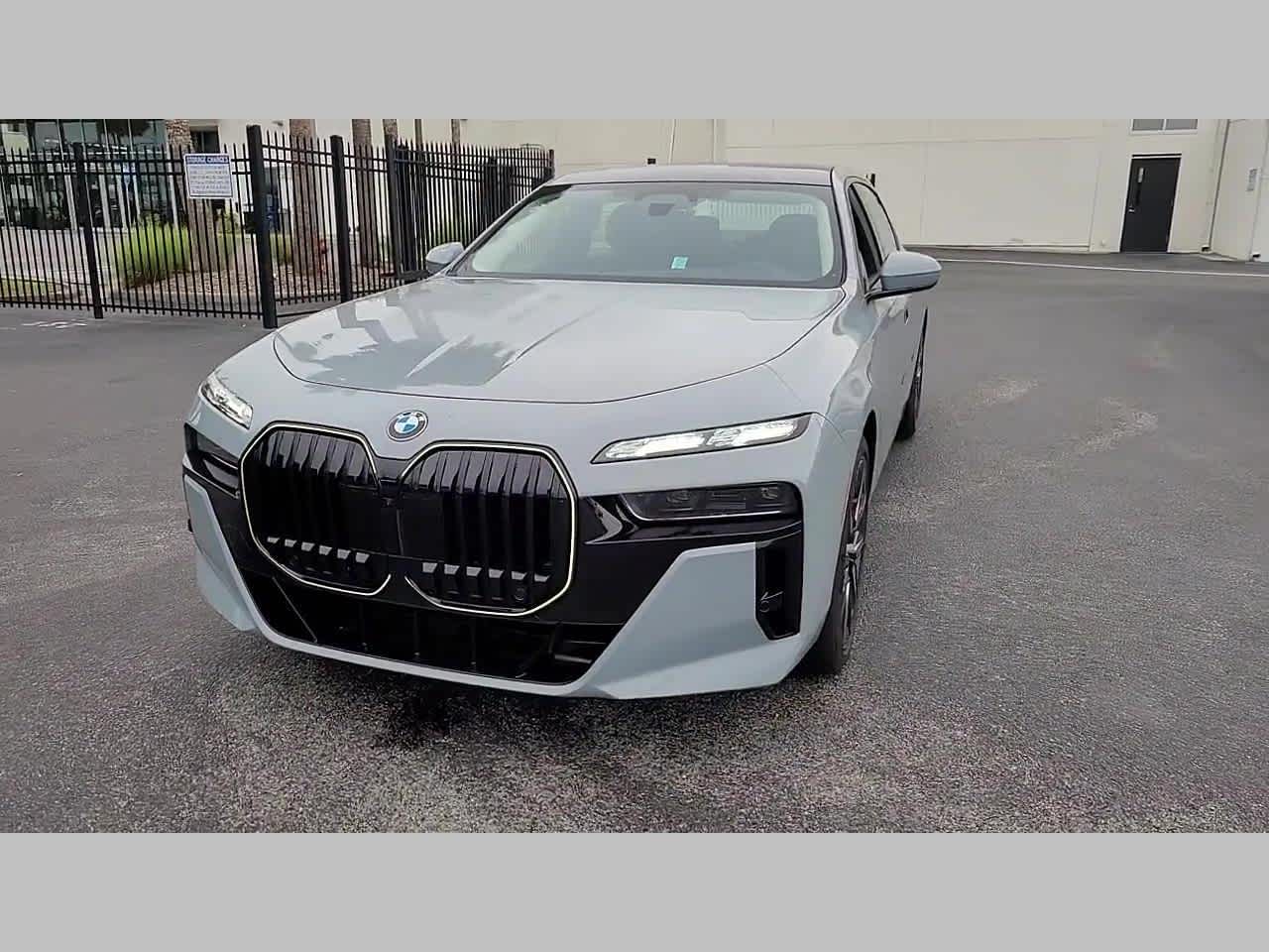 2025 BMW 7 Series 760i xDrive