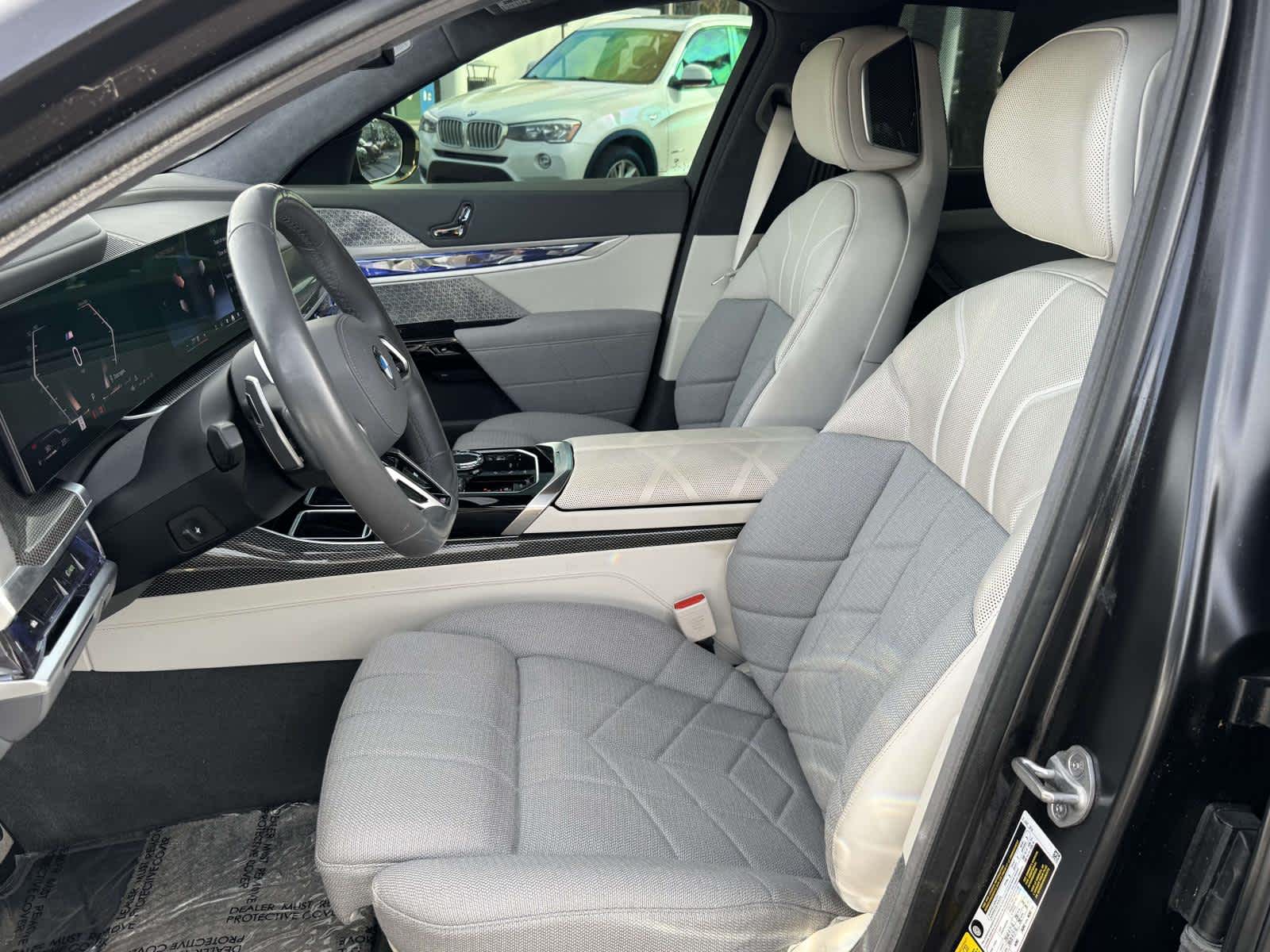 2023 BMW 7 Series 760i xDrive