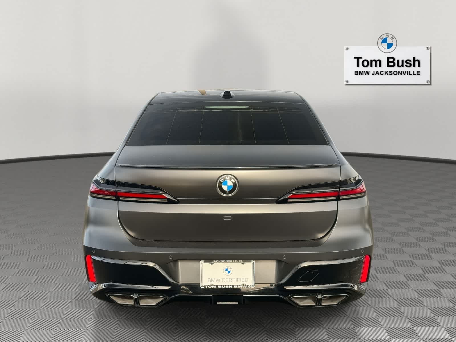 2023 BMW 7 Series 760i xDrive