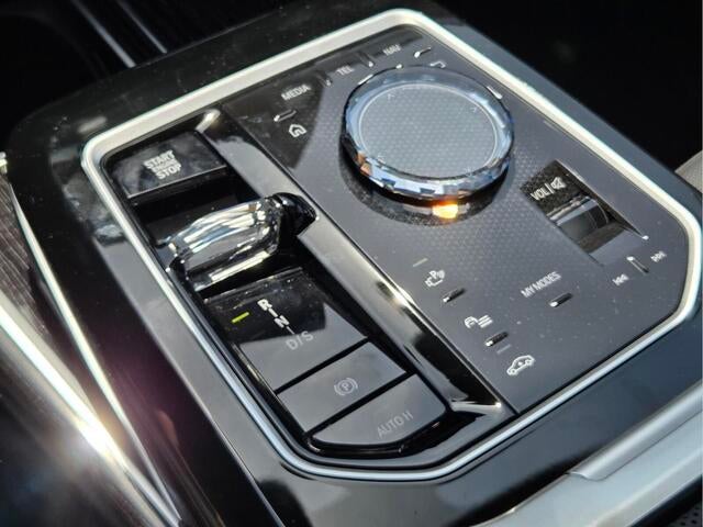 2026 BMW 750e xDrive 750e xDrive