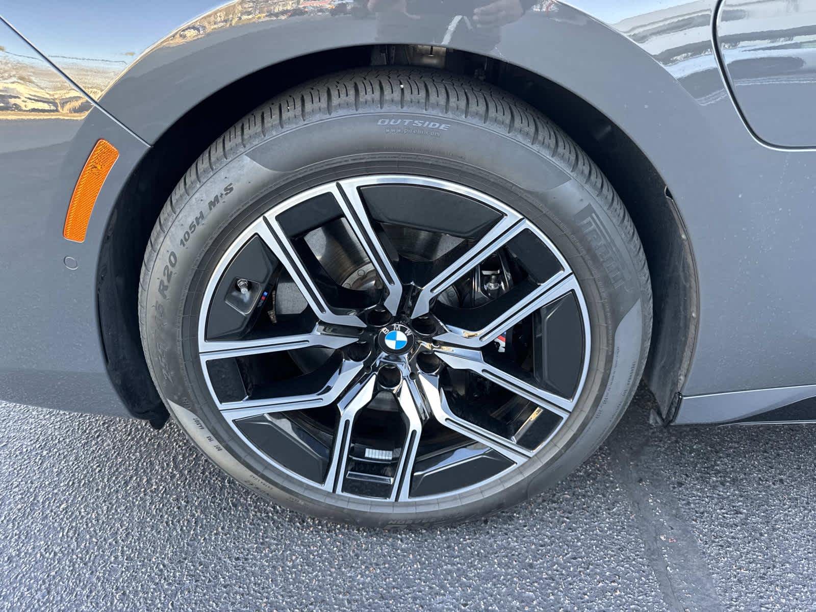 2025 BMW 7 Series 750e xDrive