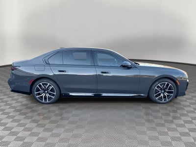 2025 BMW 7 Series 750e xDrive