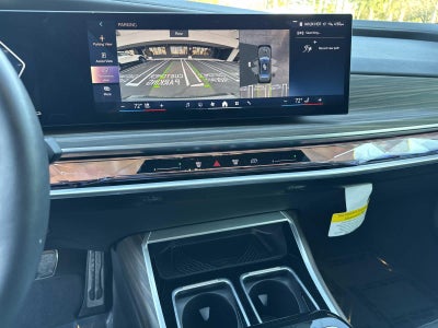 2025 BMW 7 Series 750e xDrive