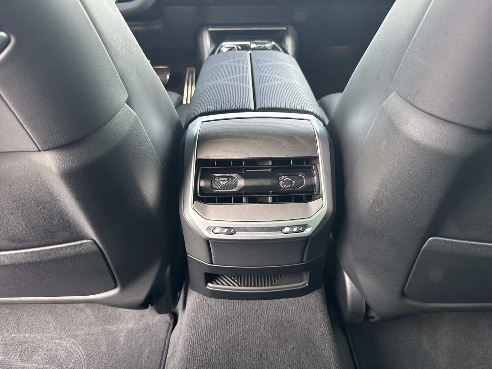 2026 BMW 750e xDrive 750e xDrive