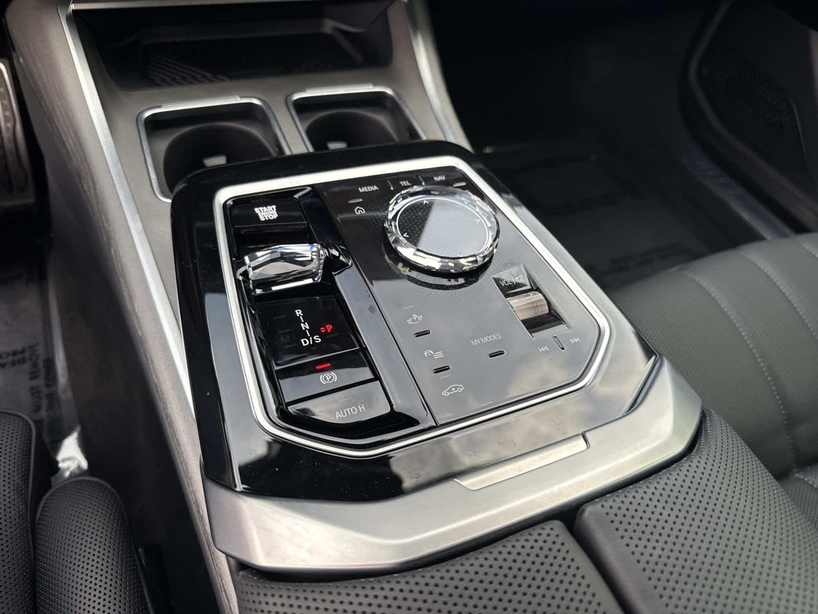 2026 BMW 750e xDrive 750e xDrive