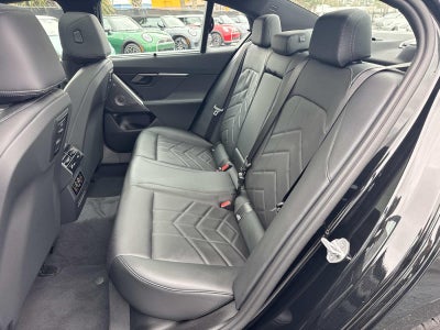 2026 BMW 5 Series 530i