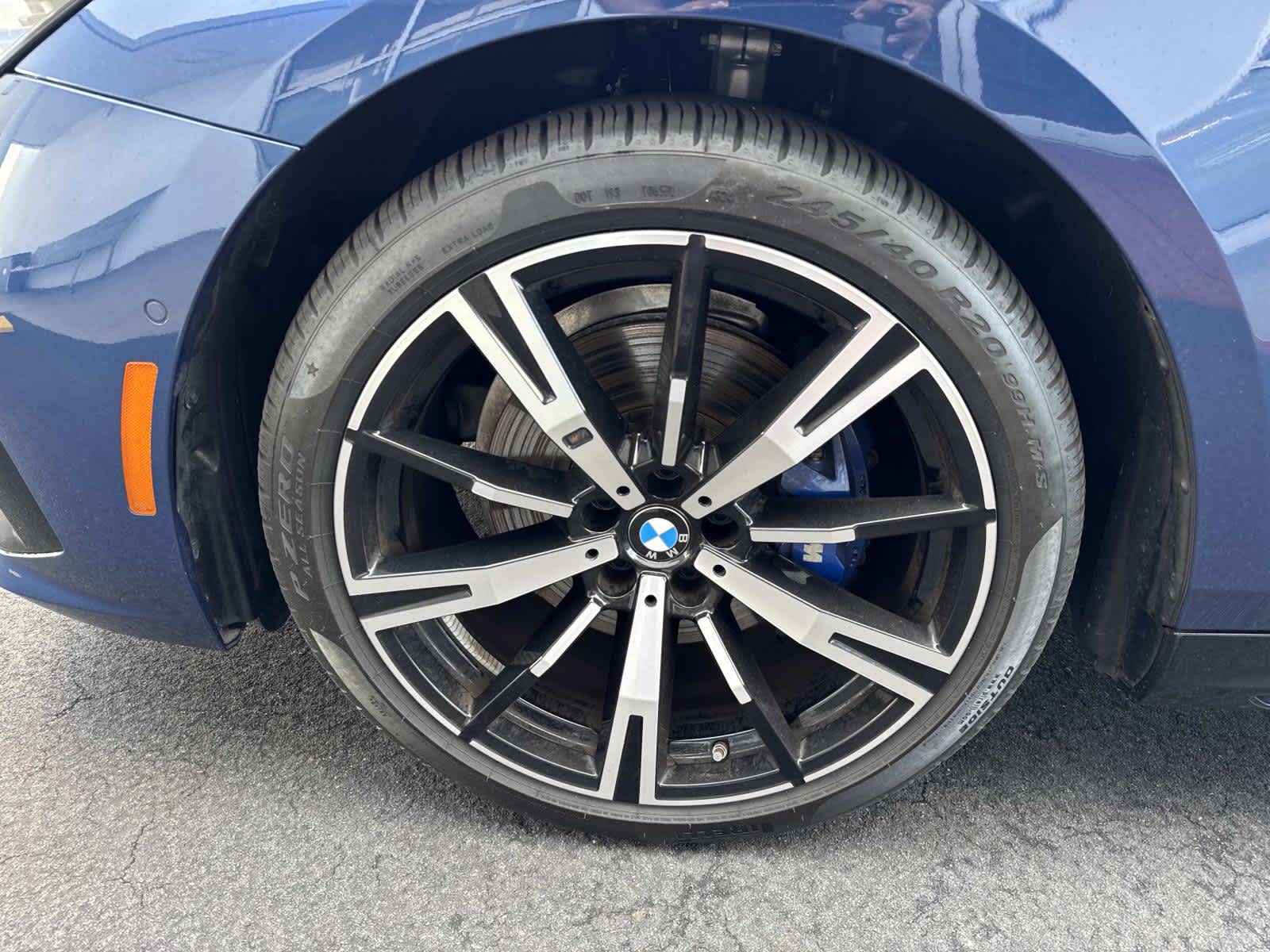 2025 BMW 5 Series 530i