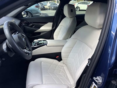 2025 BMW 5 Series 530i