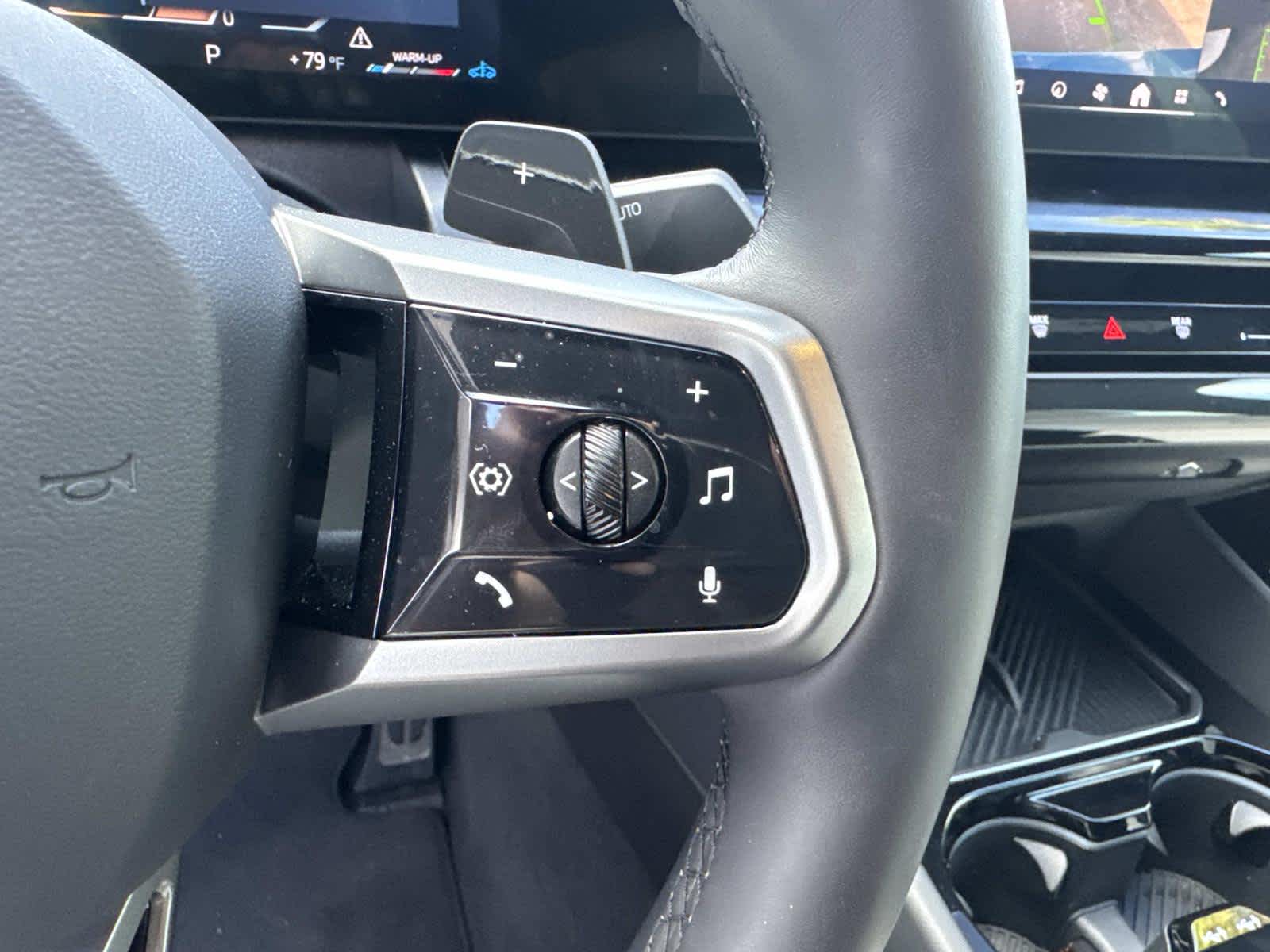 2025 BMW 5 Series 530i