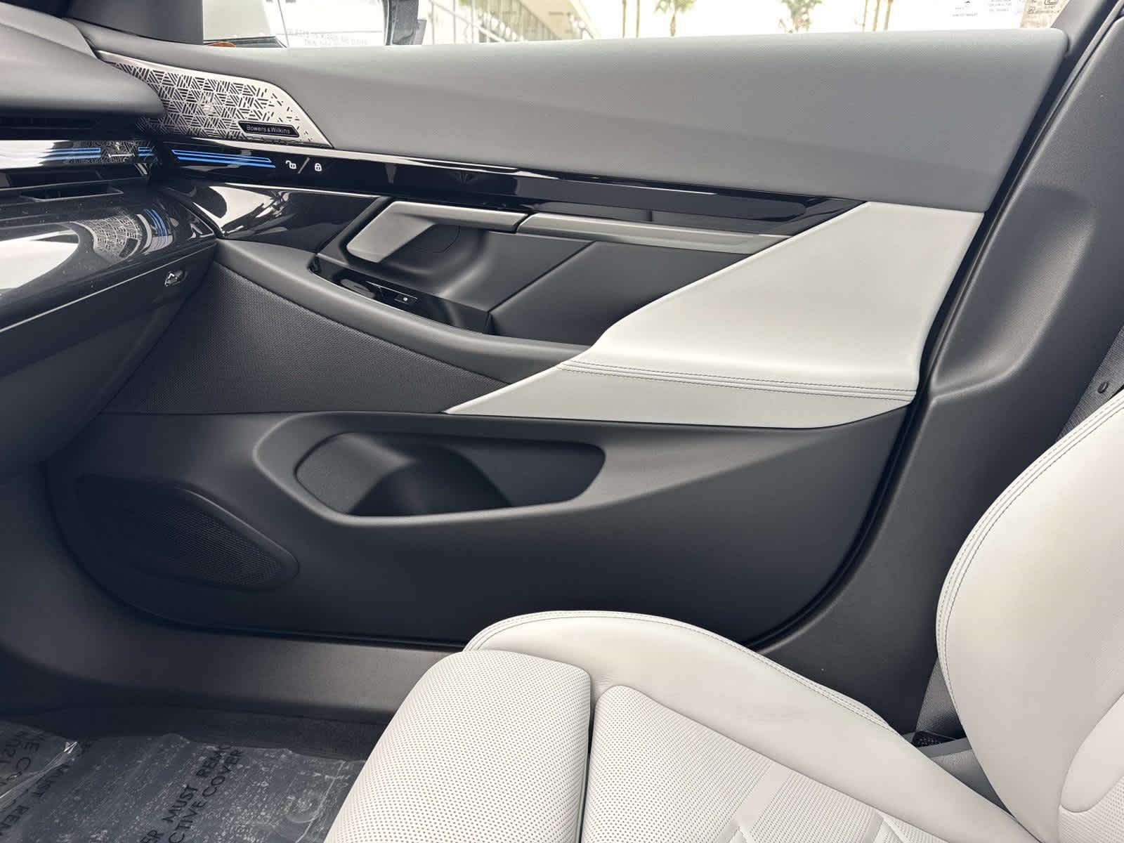 2026 BMW 5 Series 530i