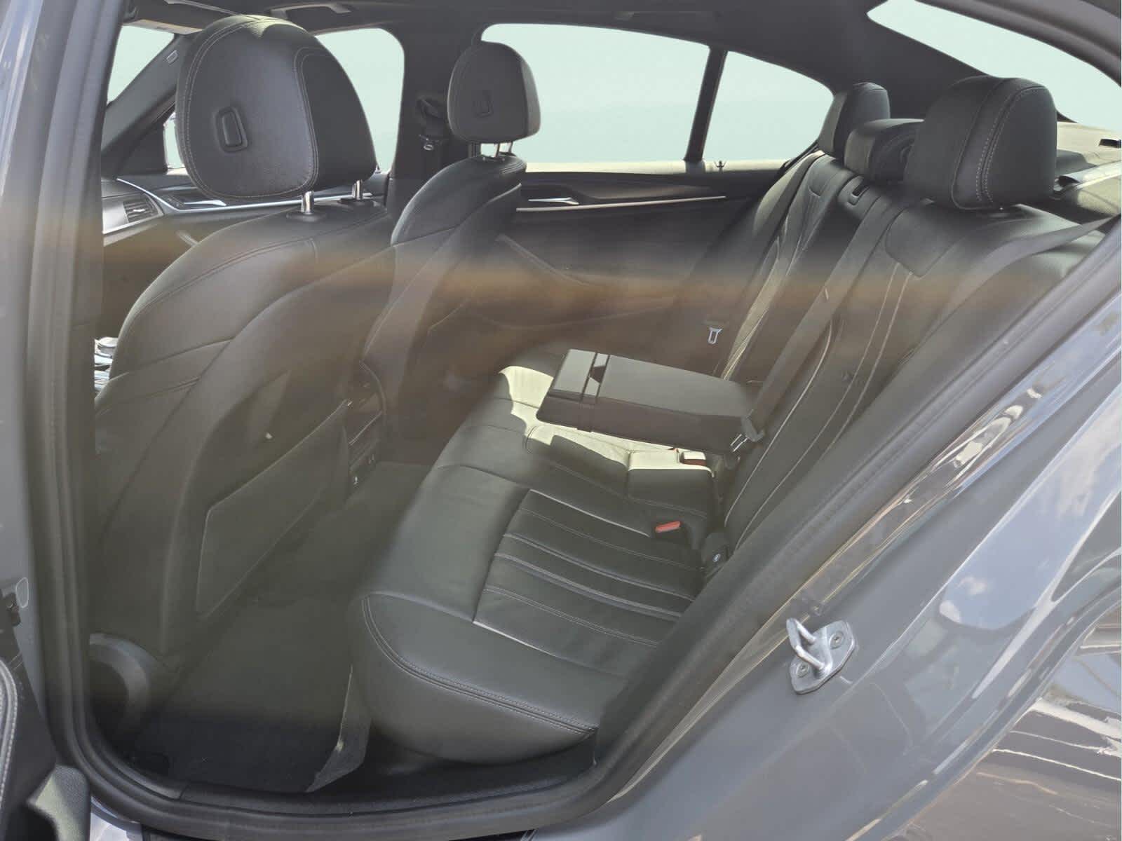 2021 BMW 540i 540i