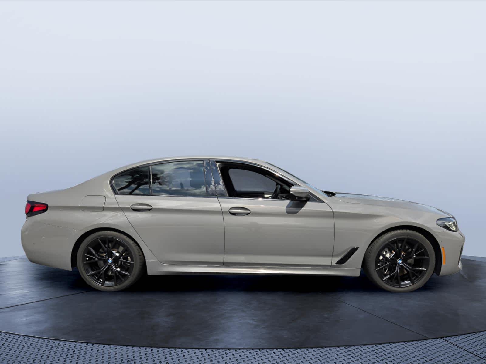 2021 BMW 540i 540i
