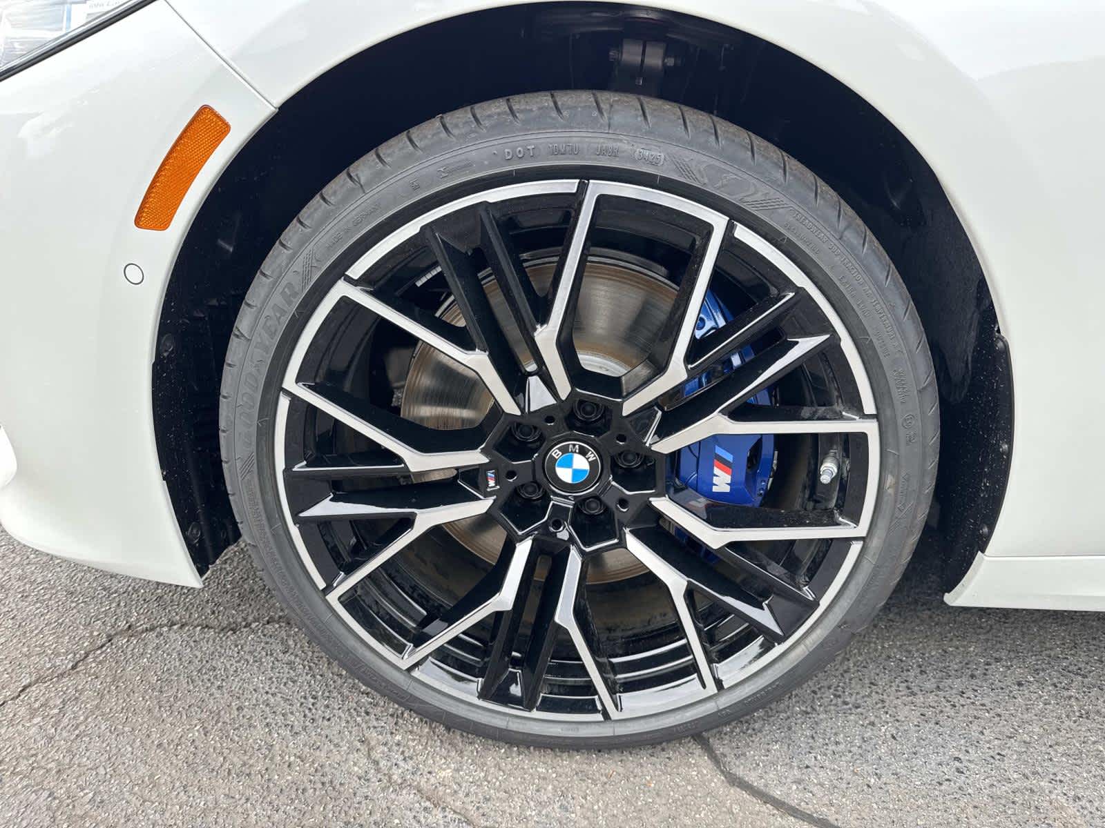 2026 BMW 8 Series 840i