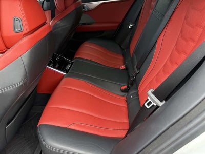 2022 BMW 8 Series 840i