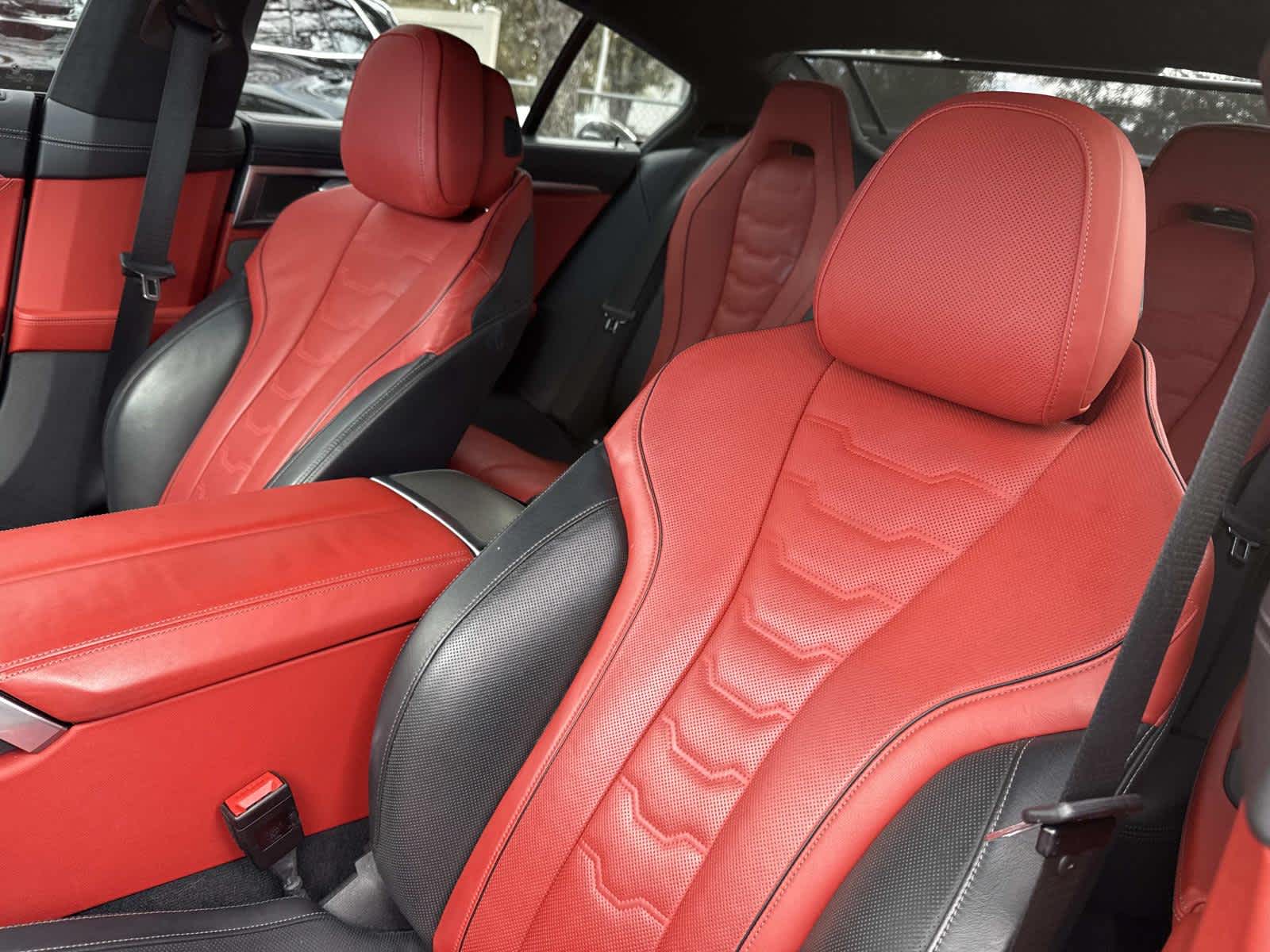 2022 BMW 8 Series 840i