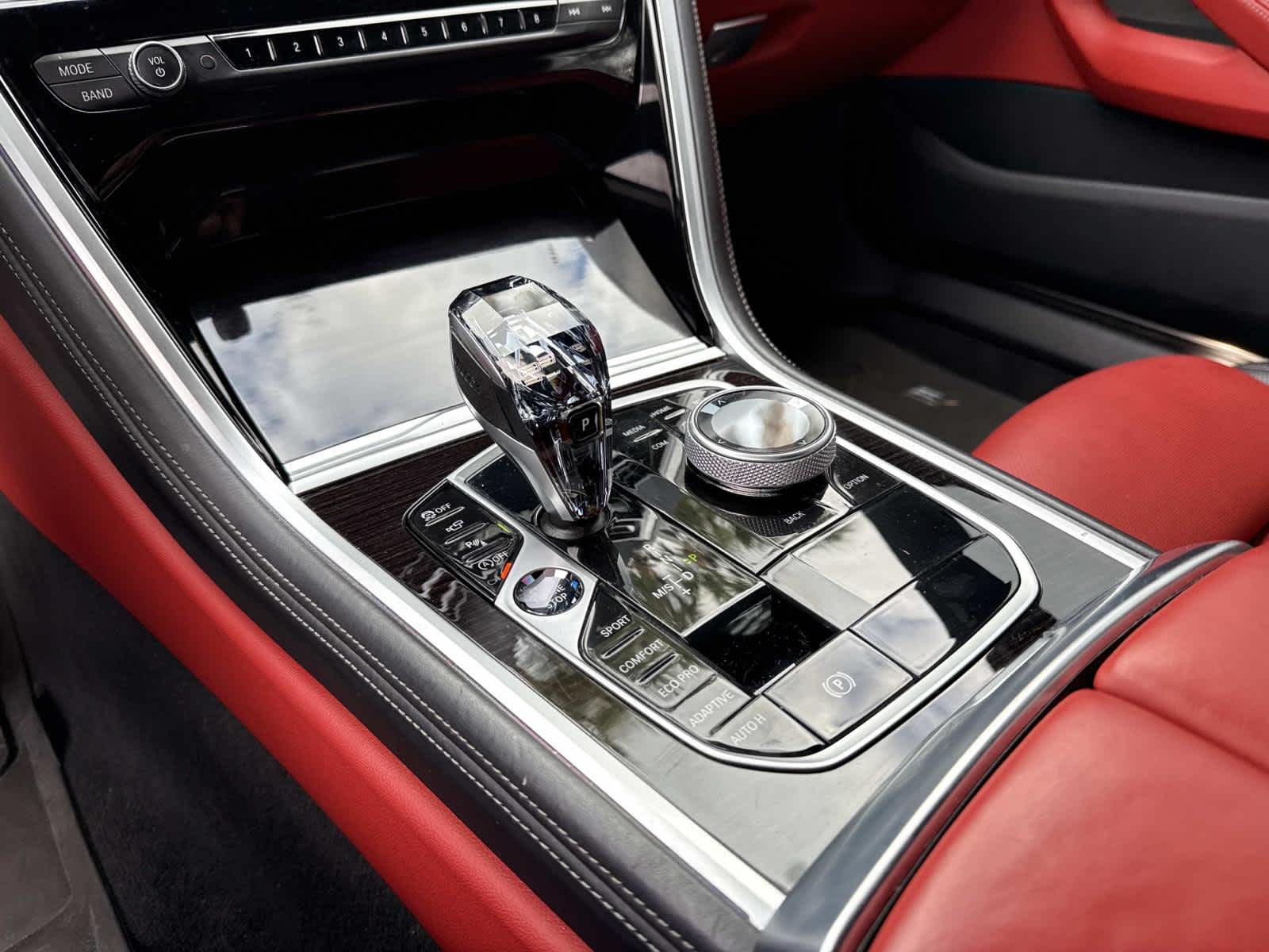 2022 BMW 8 Series 840i