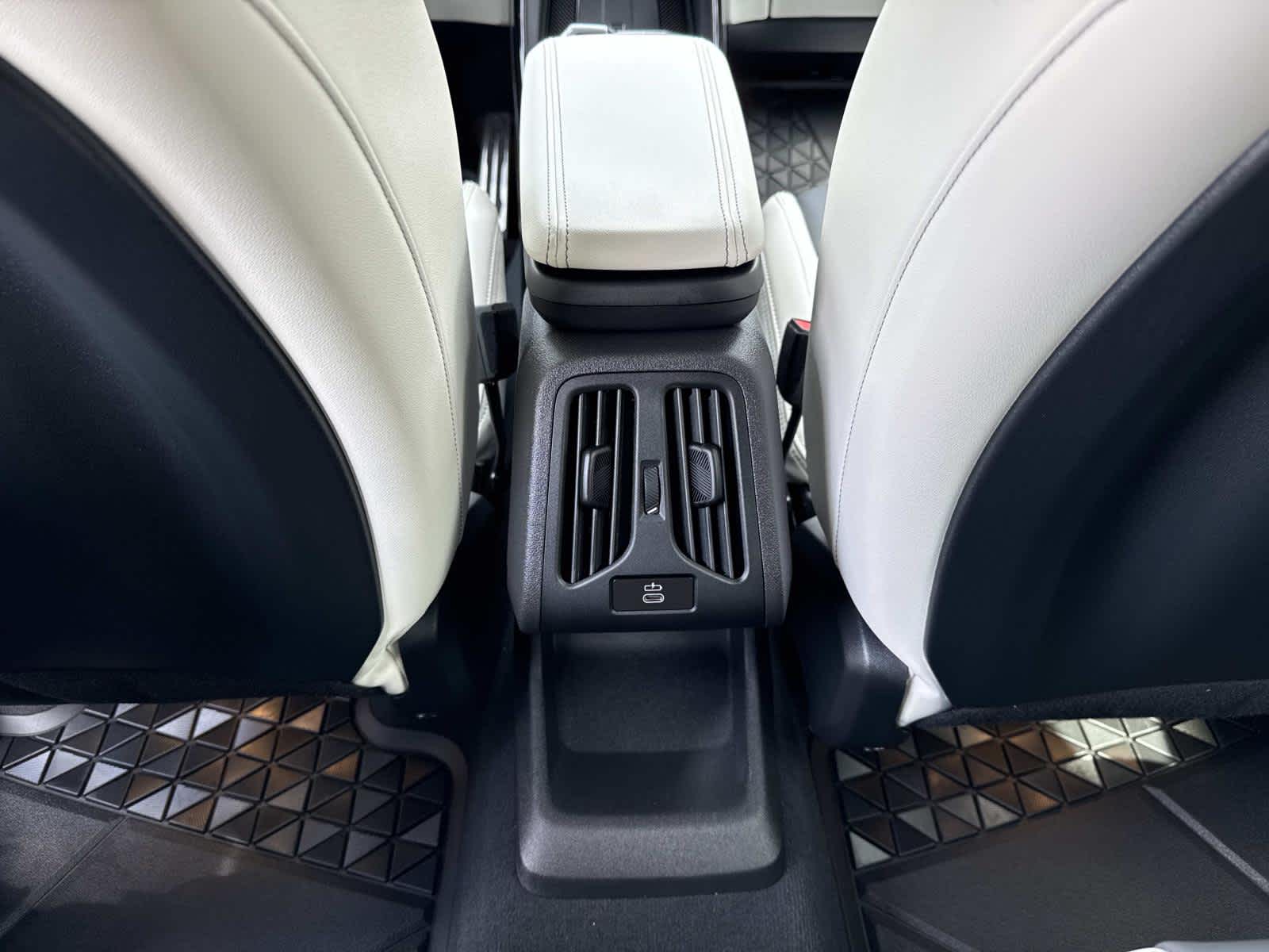 2026 BMW X2 M35i M35i