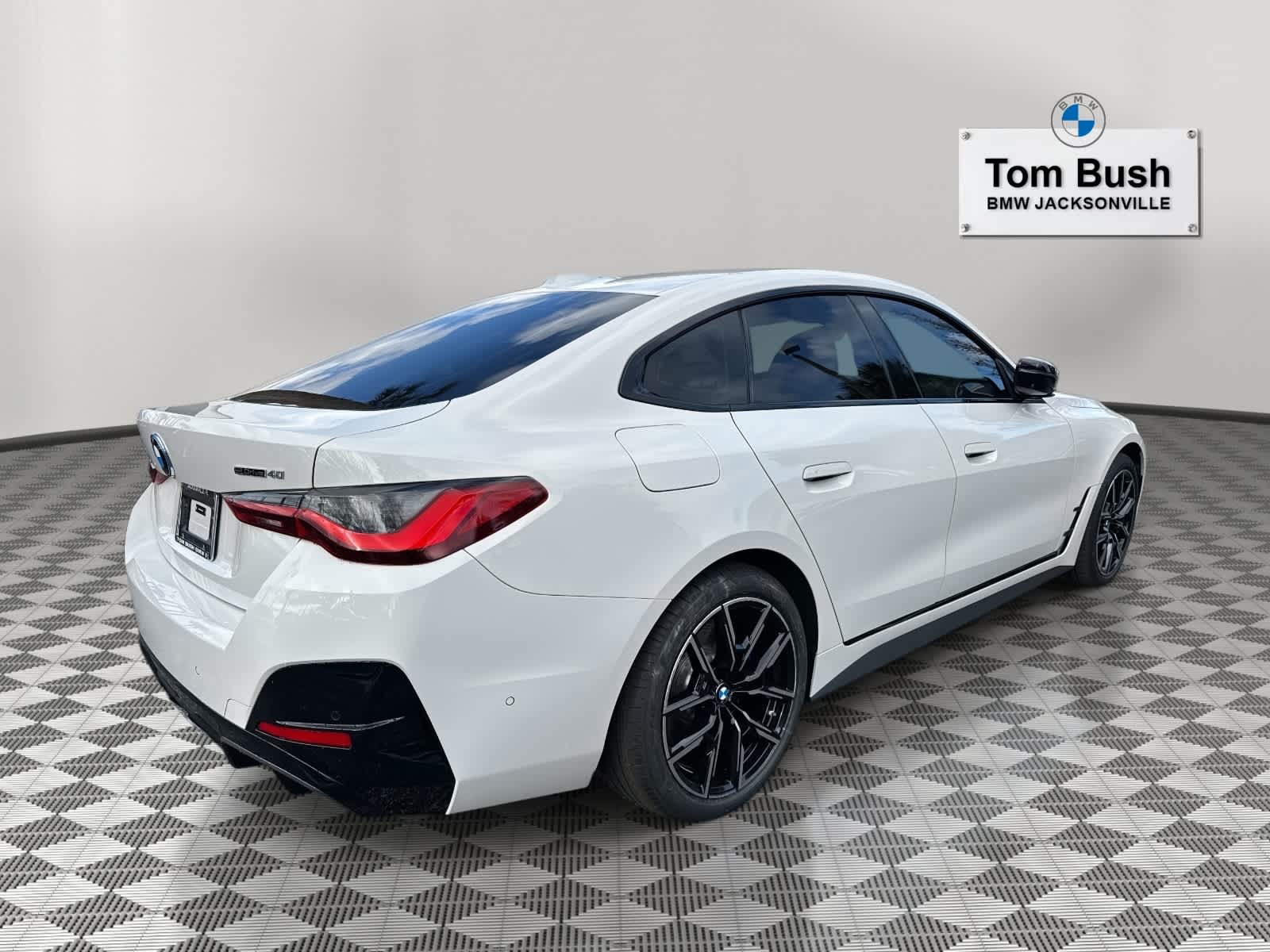 2025 BMW i4 eDrive40