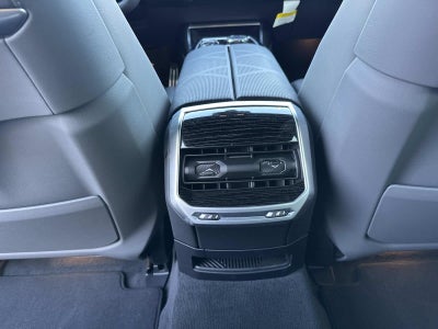 2025 BMW i7 eDrive50