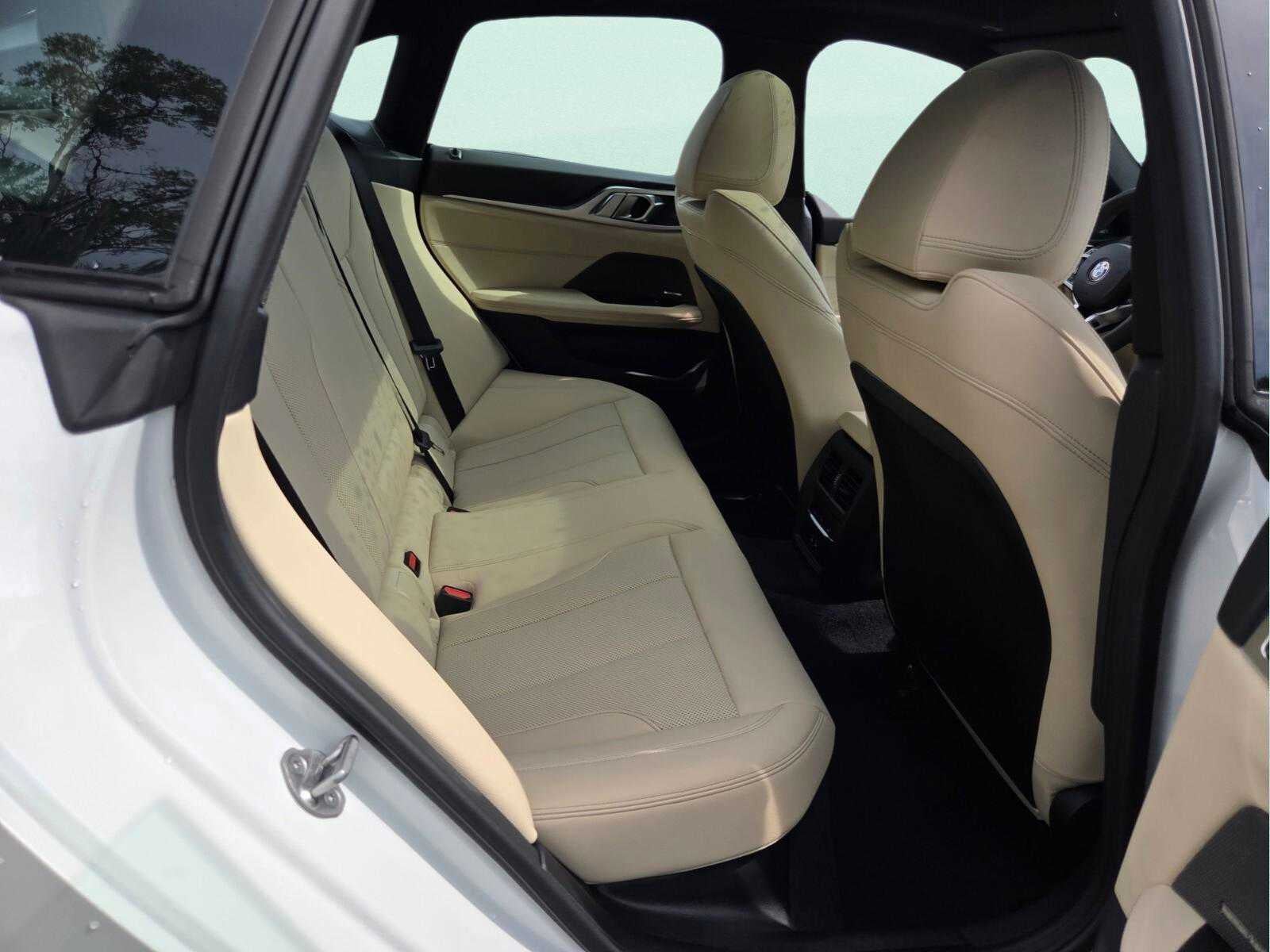 2026 BMW i4 xDrive40 xDrive40