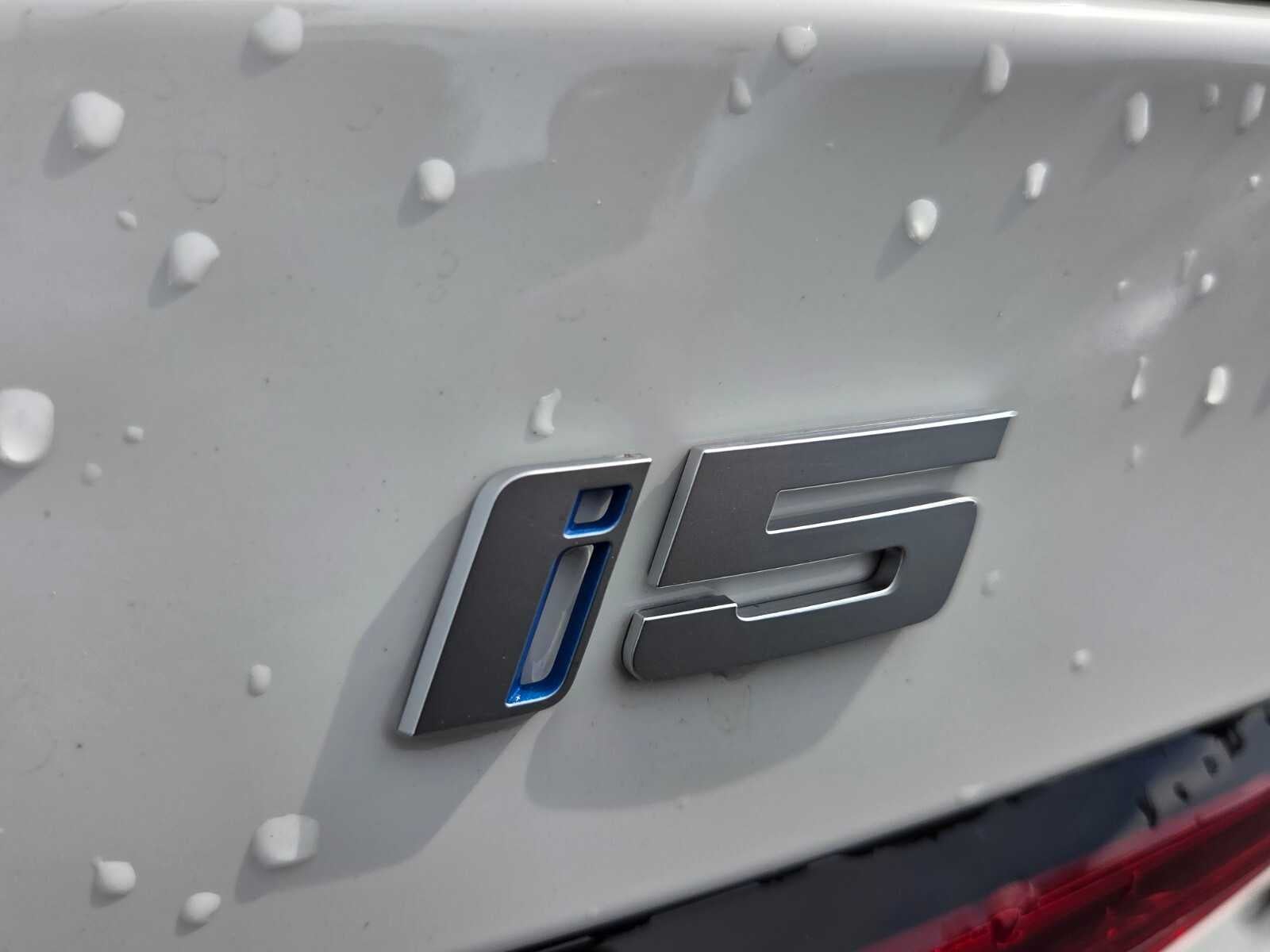 2026 BMW i5 M60
