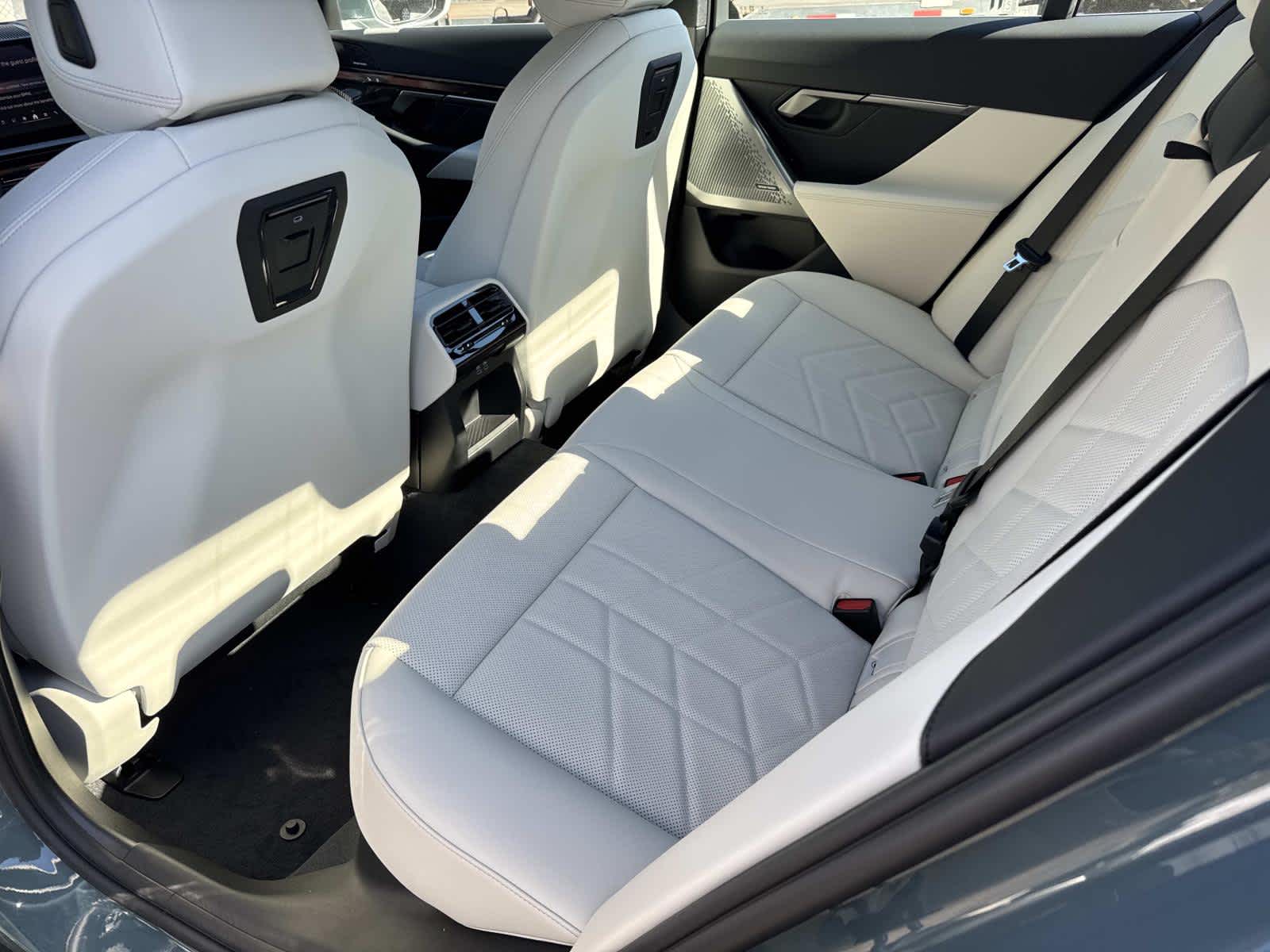 2026 BMW i5 eDrive40