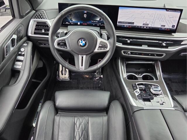 2025 BMW X7 M60I