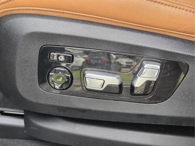 2021 BMW X7 M50I