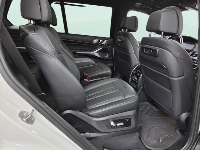2021 BMW X7 M50i M50i