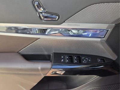 2023 BMW 740i 740i